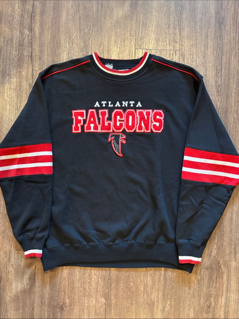 Vintage Atlanta Falcons men’s XL crewneck sweater